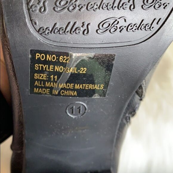 Breckelles Gail Black Leather Zip Booties … - Picture 5 of 6